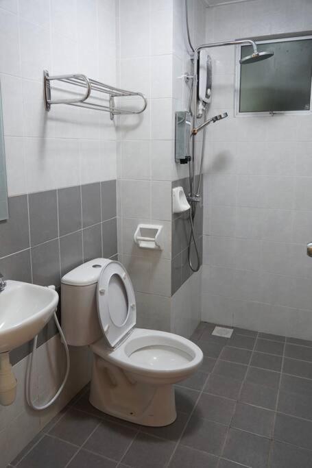 Taiping Modern Apartment *
